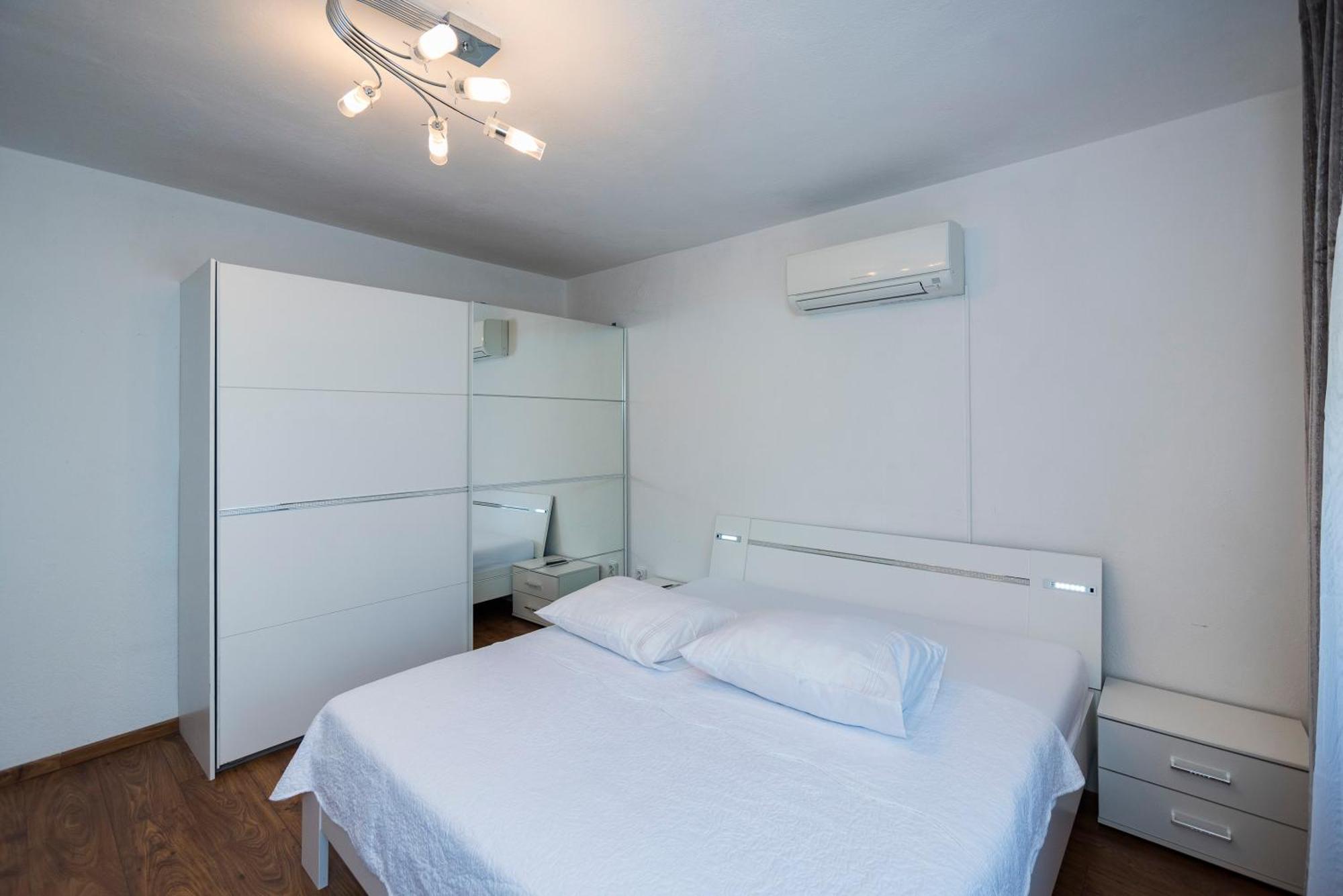 M&M Pelivan Apartments Solin Ngoại thất bức ảnh