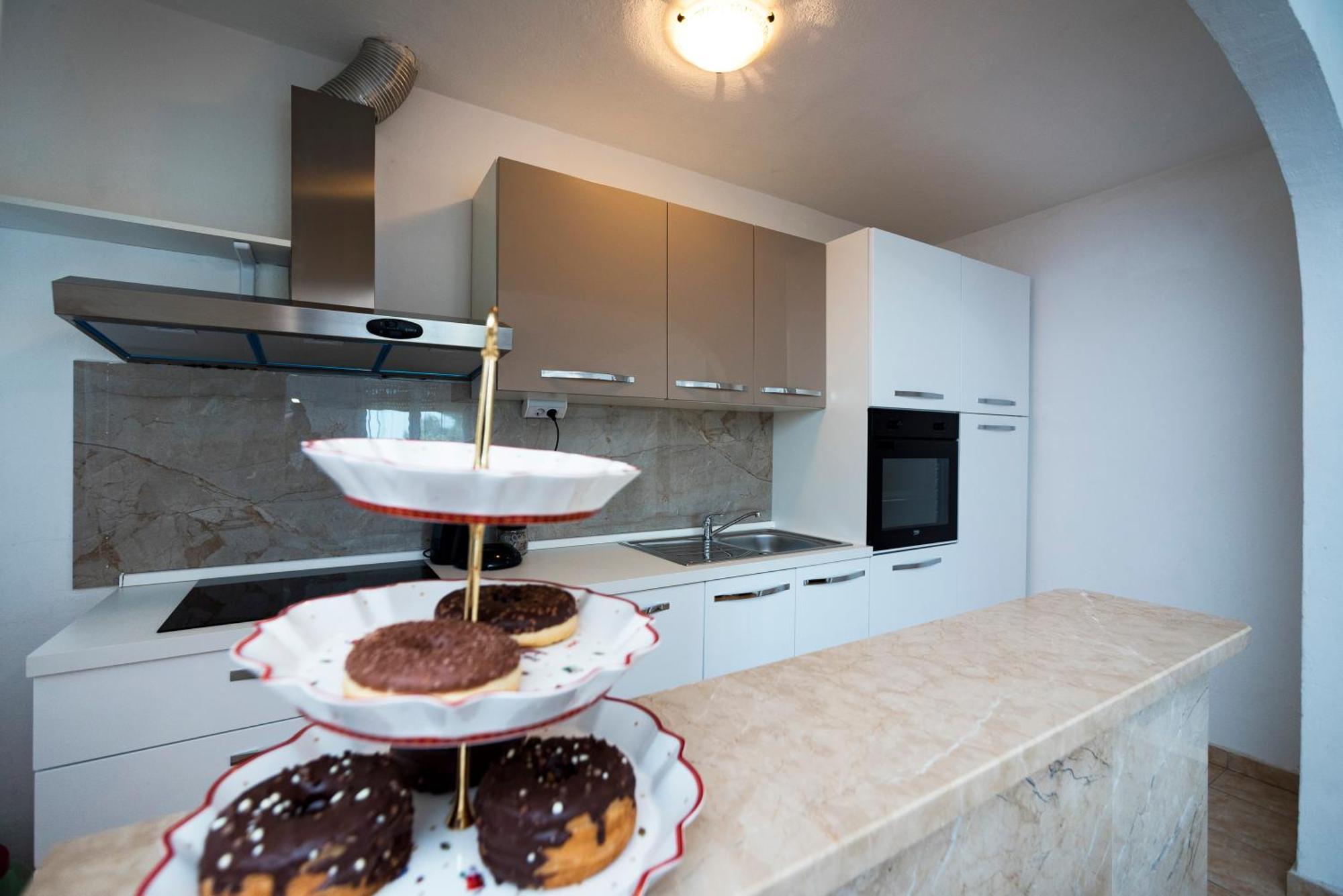 M&M Pelivan Apartments Solin Ngoại thất bức ảnh