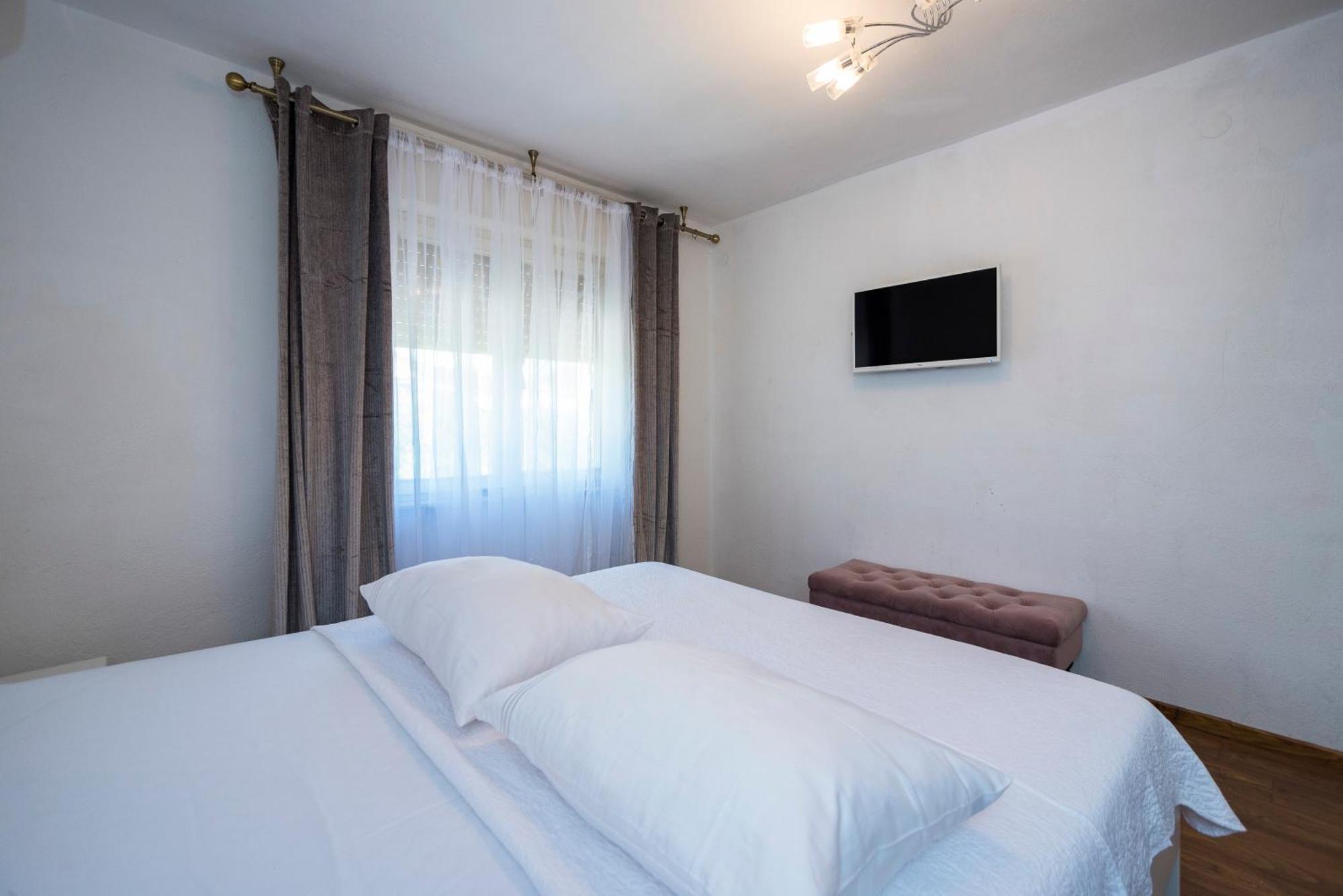 M&M Pelivan Apartments Solin Ngoại thất bức ảnh